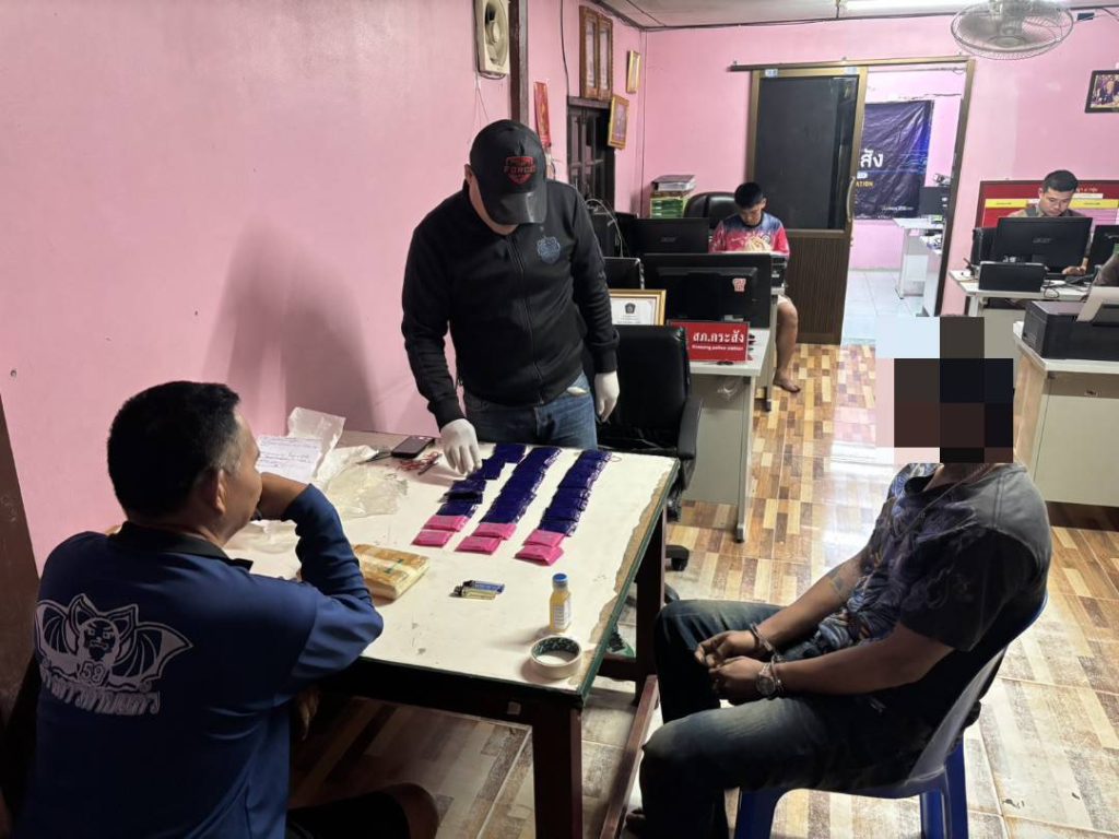 จับกุมยาเสพติดจำนวน 12,000 เม็ด