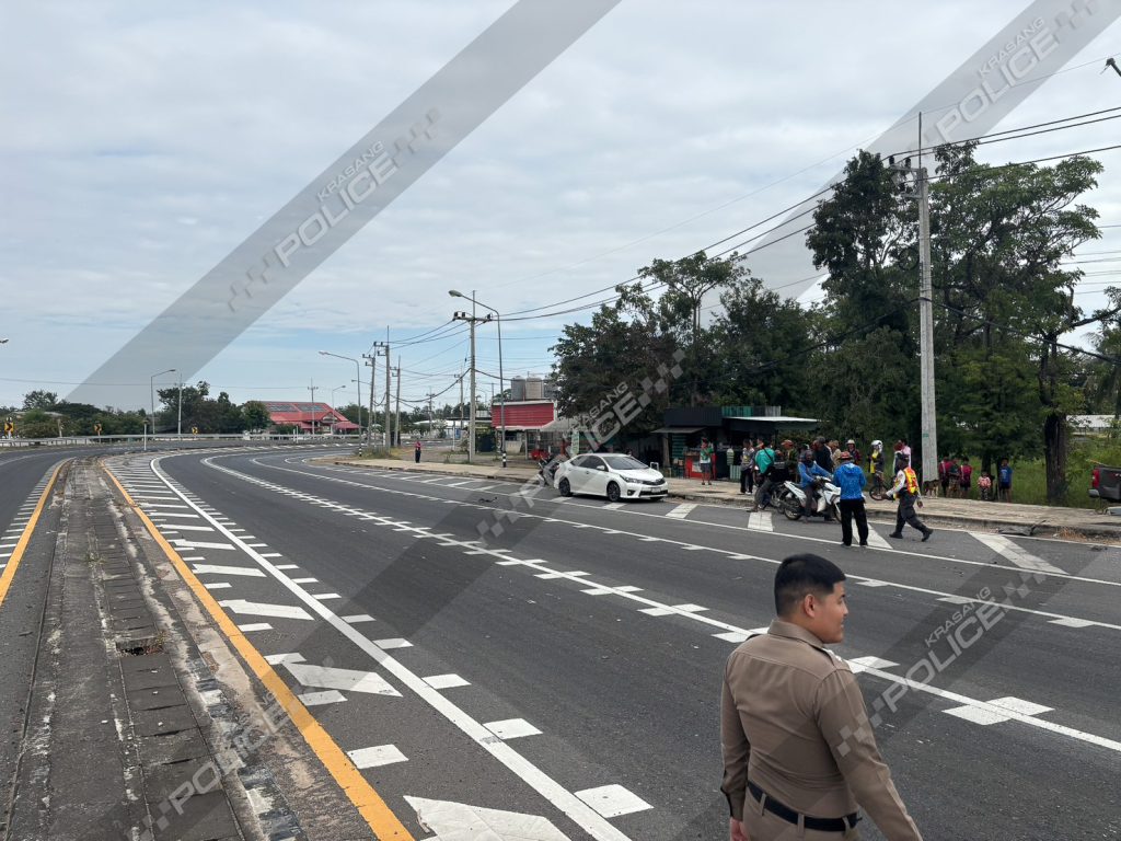 รถกระบะชนรถเก๋งบริเวณทวีกิจสองชั้น บาดเจ็บ 1 ราย