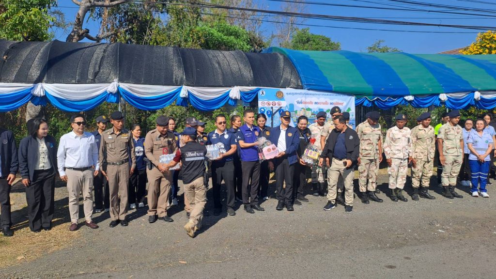 ปลัดจังหวัดบุรีรัมย์ ตรวจเยี่ยมและให้กำลังใจเจ้าหน้าที่จุดตรวจ สภ.กระสัง ช่วงเทศกาลปีใหม่ 2569