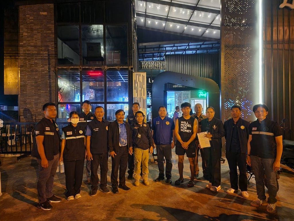 สภ.กระสัง สนธิกำลังฝ่ายปกครอง ตรวจสอบร้านอาหารหลังรับแจ้งเหตุเสียงดังรบกวน