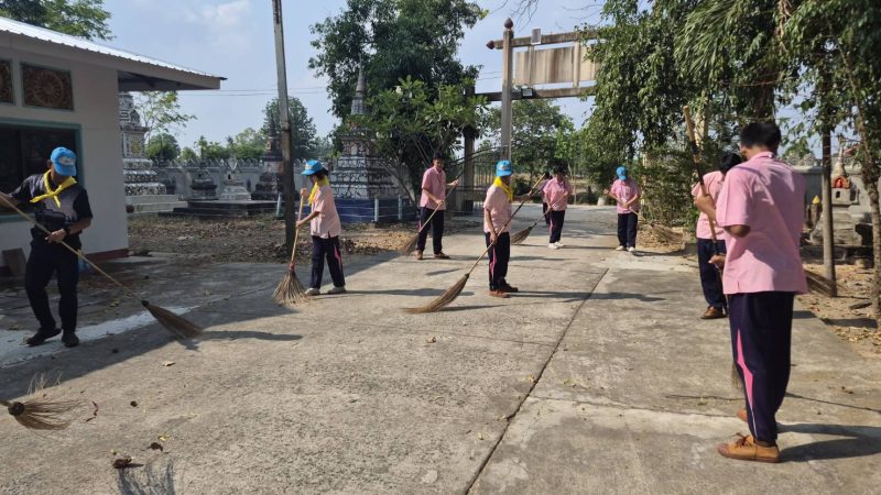 สภ.กระสัง นำพลังจิตอาสา พัฒนาปรับปรุงภูมิทัศน์วัดบ้านสวนใหม่