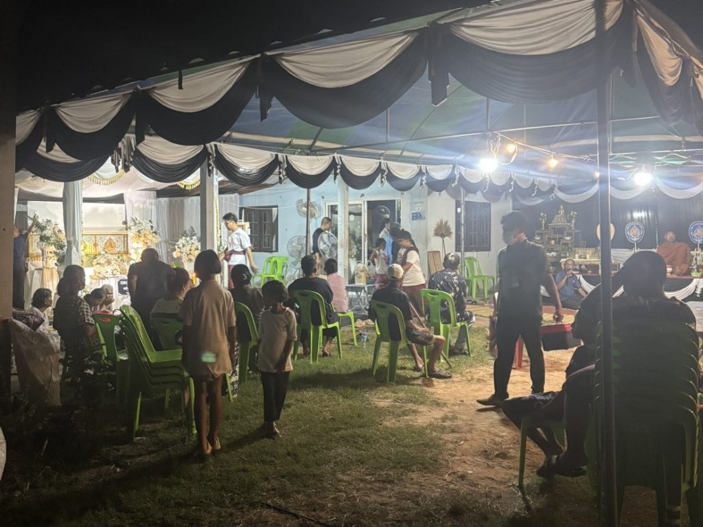 สภ.กระสัง ร่วมชันสูตรพลิกศพผู้เสียชีวิตในพื้นที่ตำบลหนองเต็ง